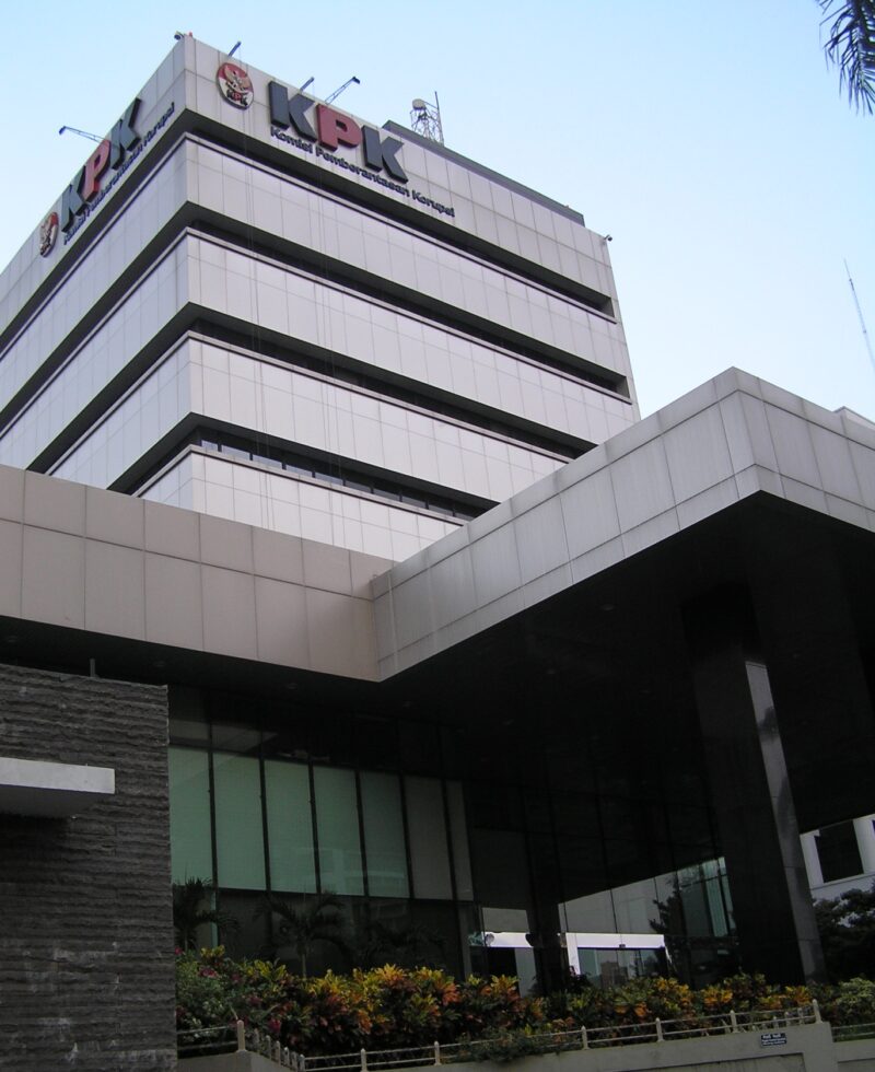 Gedung Komisi Pemberantasan Korupsi (KPK) di Kuningan, Jakarta. (Foto: Davidelit via Wikimedia Commons, domain publik)